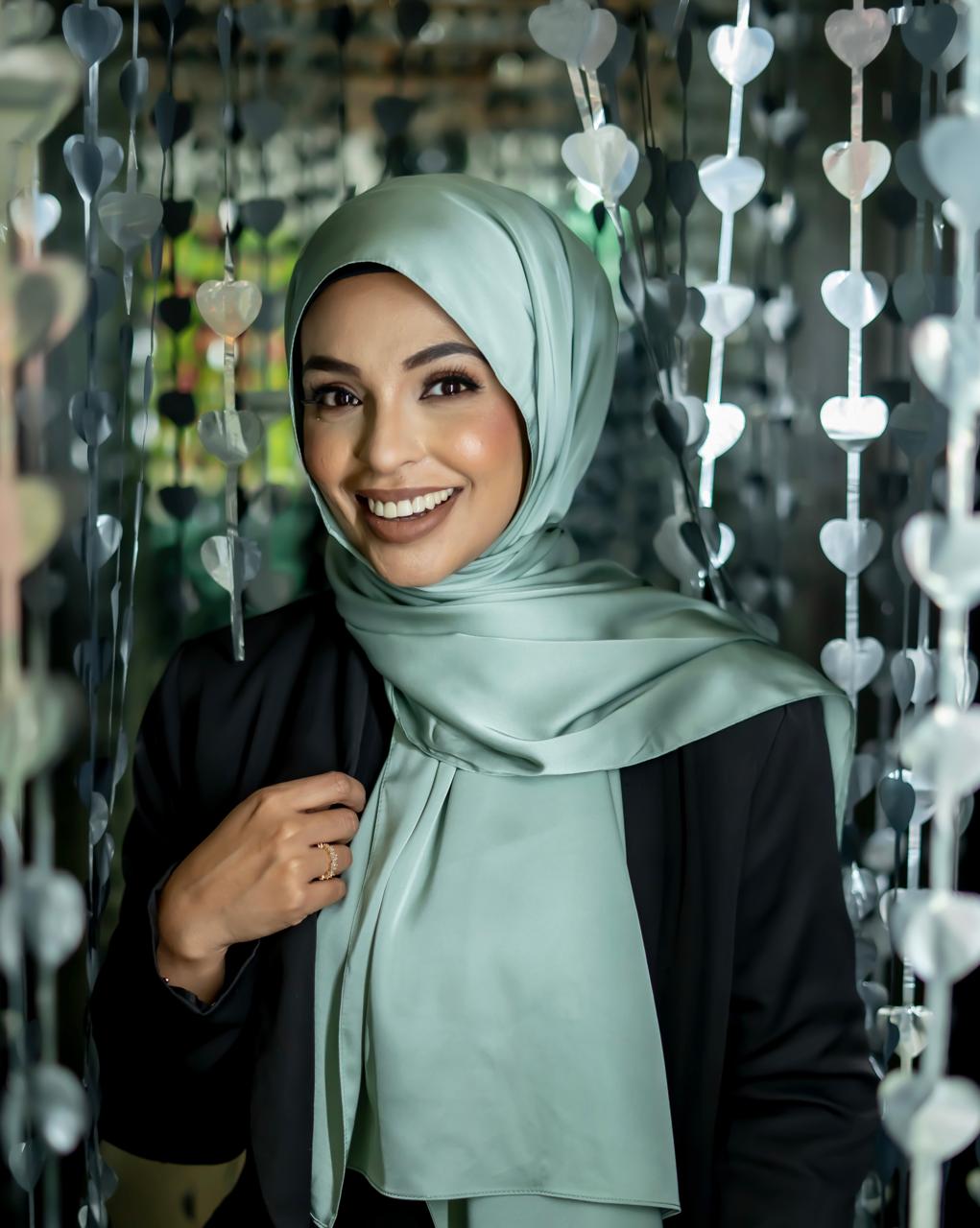 Satin Lux Scarf Tourmaline 