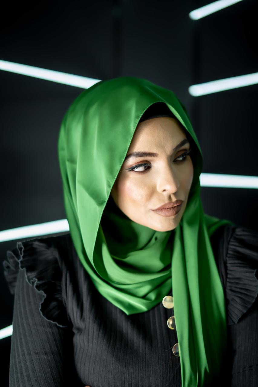 Satin Lux Scarf Emerald 